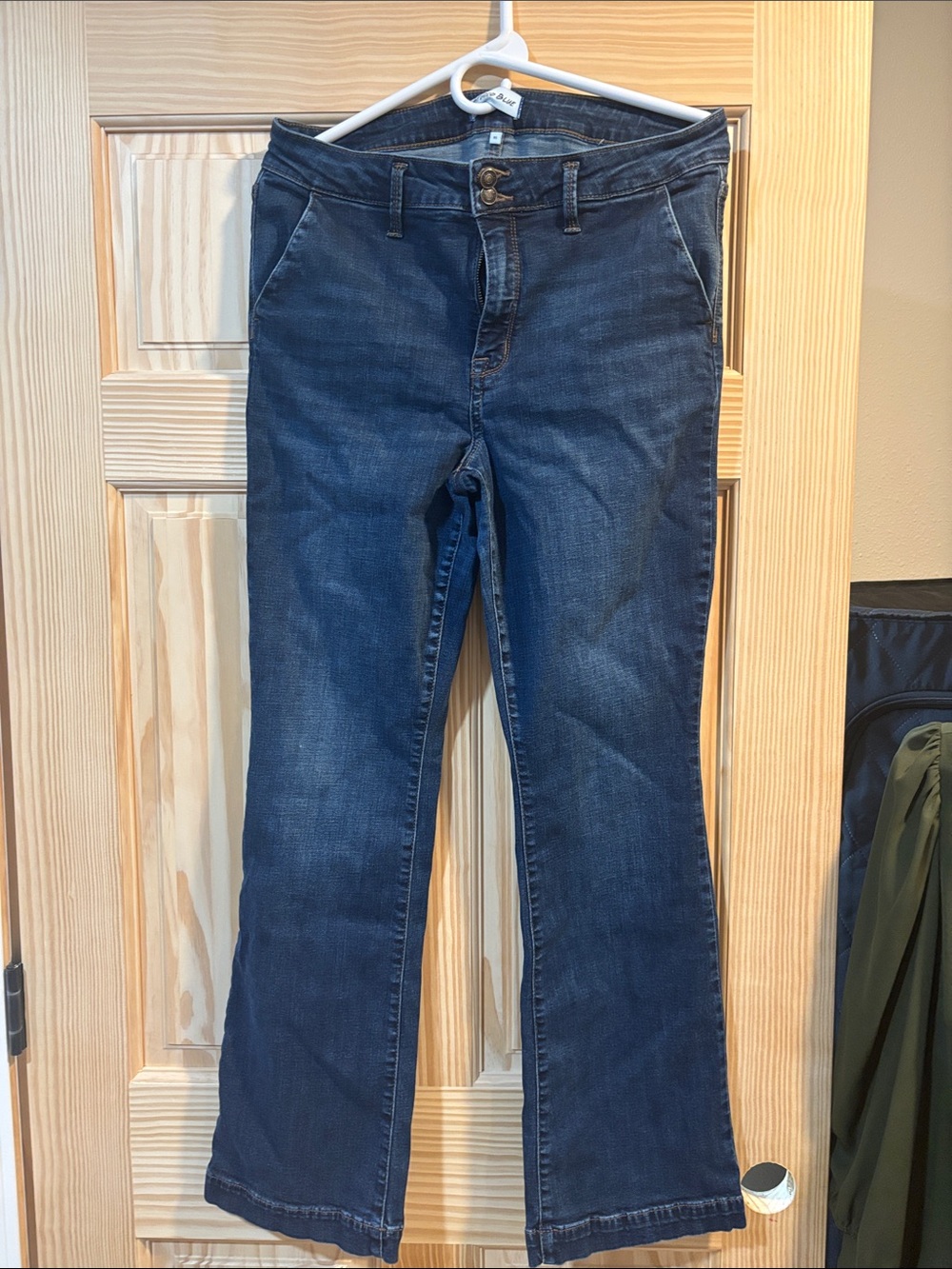 Women's Dark Blue Flare Jeans - Classic Mid-Rise Stretch